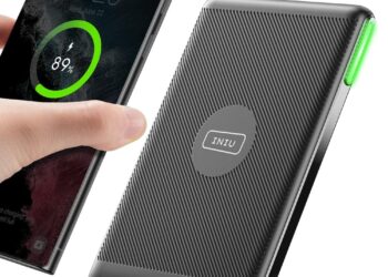 INIU Wireless Charger, 15W Fast Qi-Certified Wireless Charging Station with Sleep-Friendly Adaptive Light Compatible with iPhone 16 15 14 13 Pro XS 8 Plus Samsung Galaxy S23 S22 S21 Note 20 Google etc